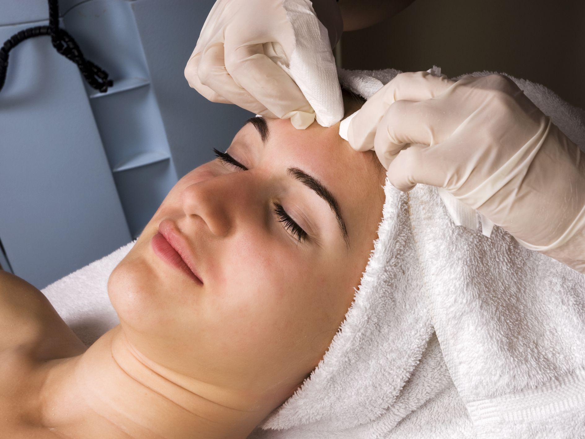 facial with extractions in Montclair, NJ